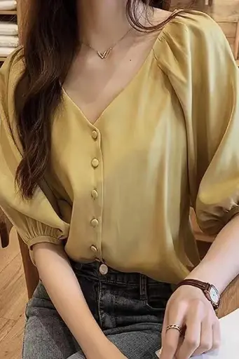 蘇記 泡泡袖 V 領襯衫